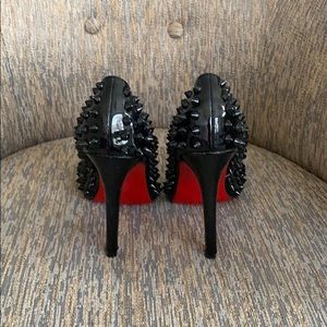 Spikey heels with red bottom